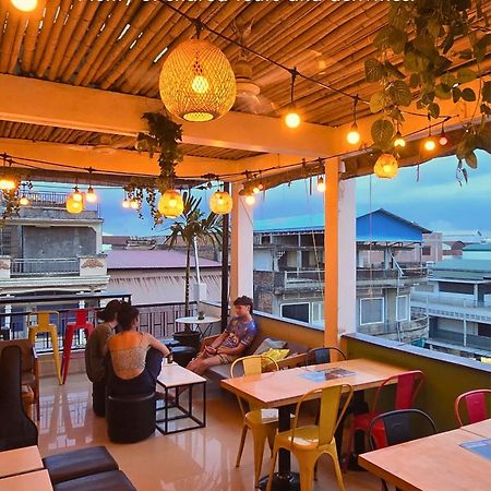 The Place Hostel Battambang Exterior foto